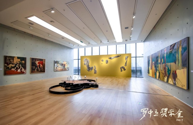 2024罗中立奖学金作品展开幕罗中立奖学金艺术委员会正式成立