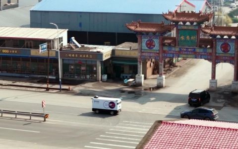 积极推进快递智能化布局 圆通速递无人车使用超 500 辆